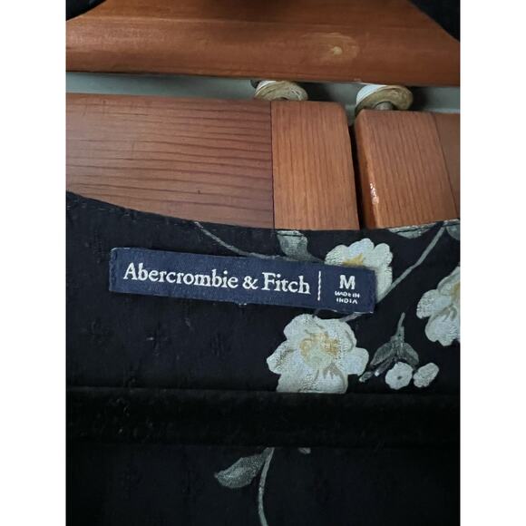 Abercrombie & Fitch Women's Floral Print Tie Front Blouse Top Black White Size M - Picture 6 of 7